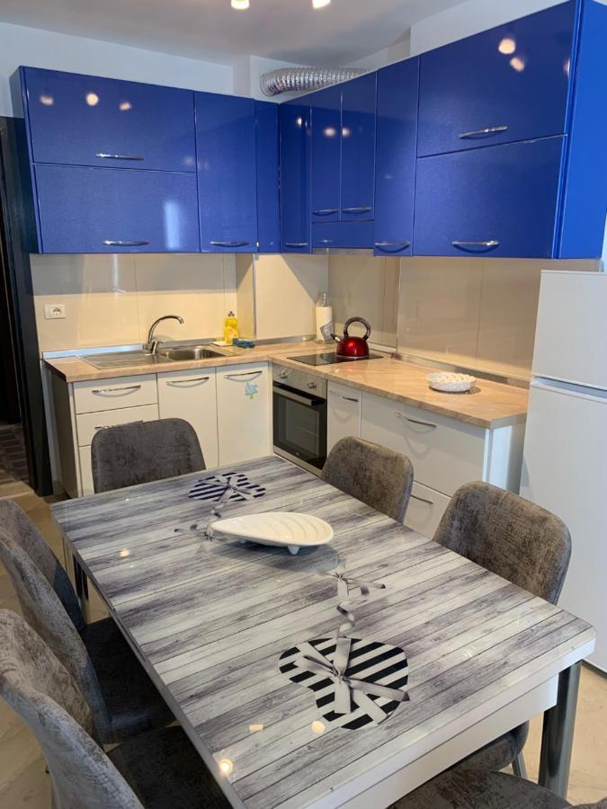 Casa Vista Mare A Shengjin Apartment Bagian luar foto